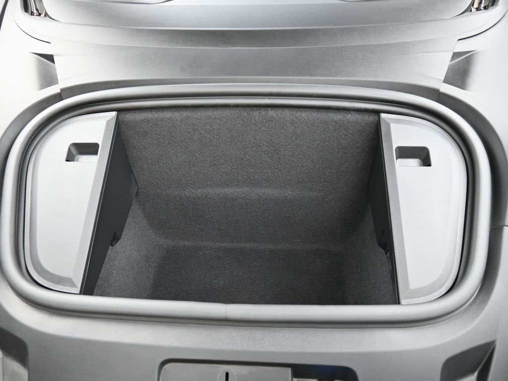 2022 Porsche Taycan 4S photo 20