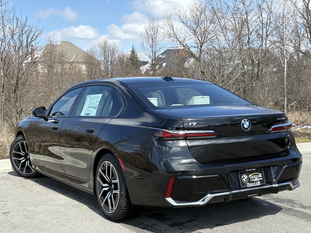 2025 Bmw i7 xDrive60 photo 3