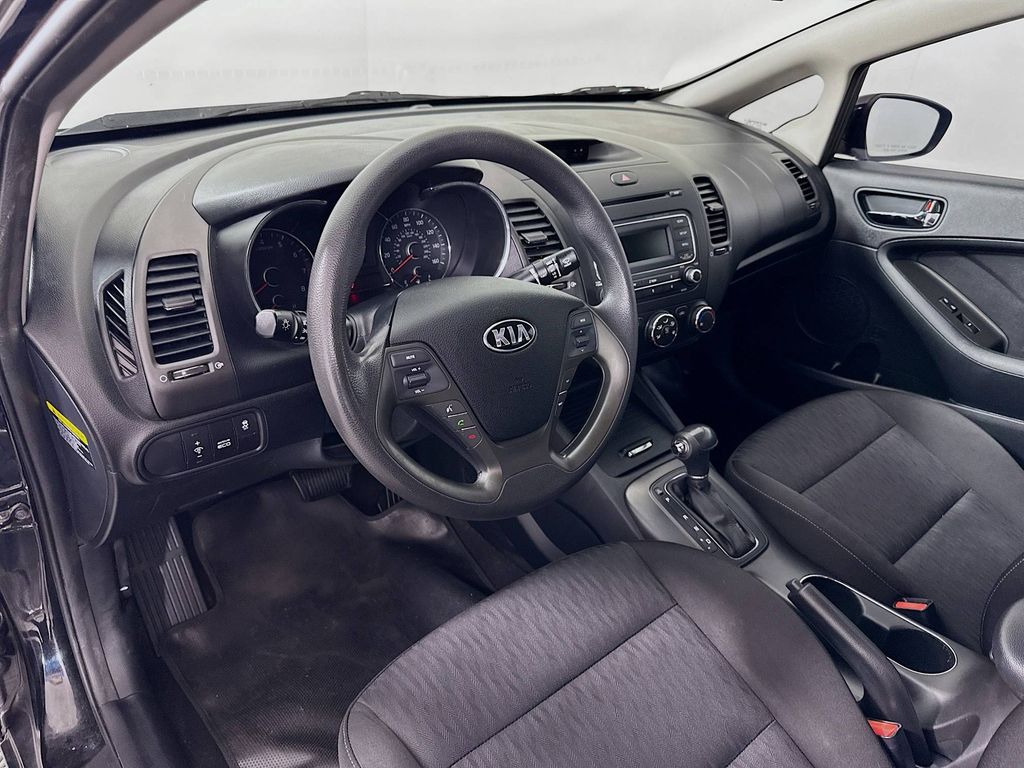 2016 Kia Forte LX photo 7