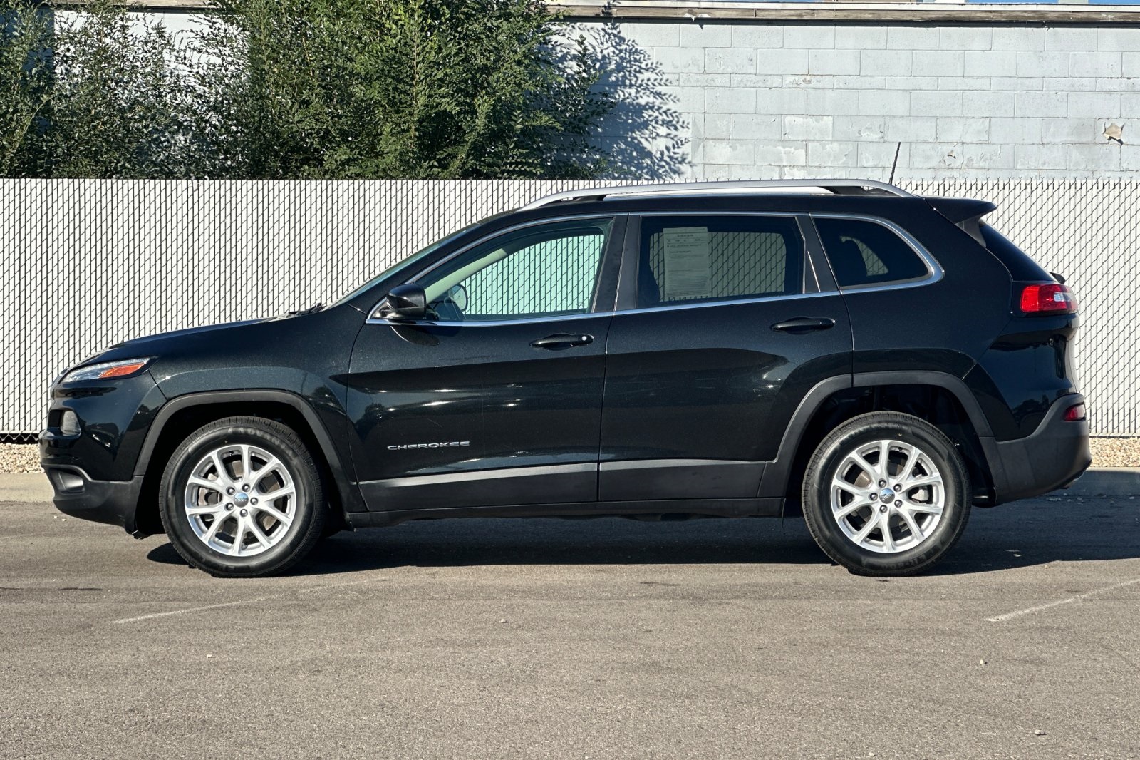 2016 Jeep Cherokee Latitude photo 6