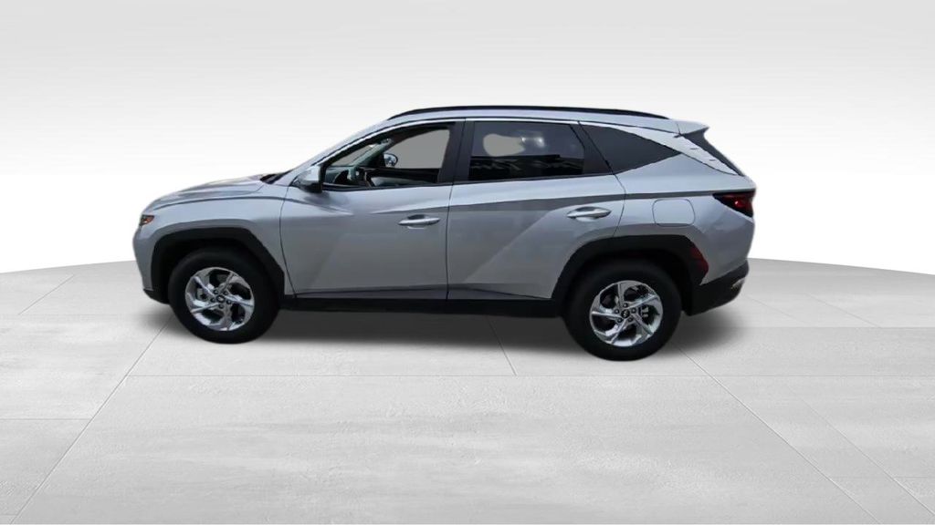 2024 Hyundai Tucson SEL photo 3