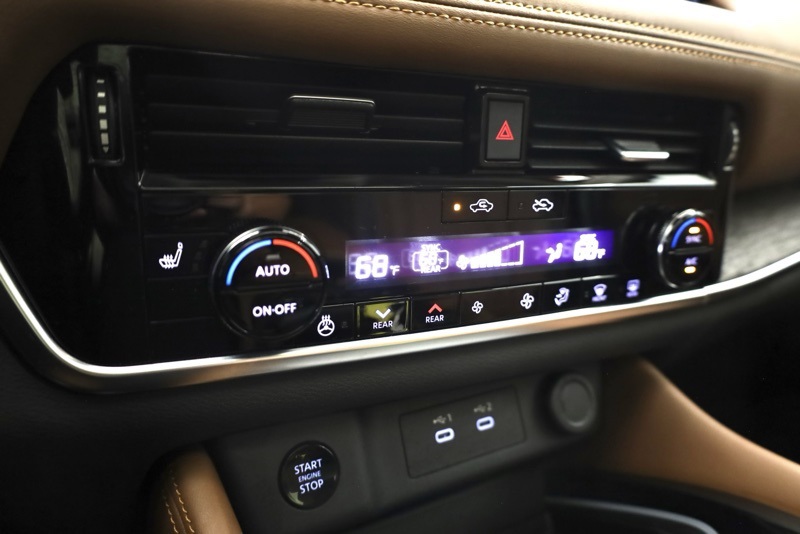 2024 Nissan Rogue Platinum photo 19
