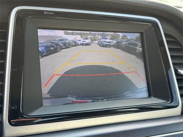 2018 Hyundai Sonata SE photo 2