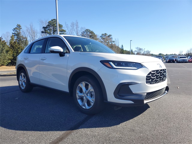 2025 Honda HR-V LX photo 3