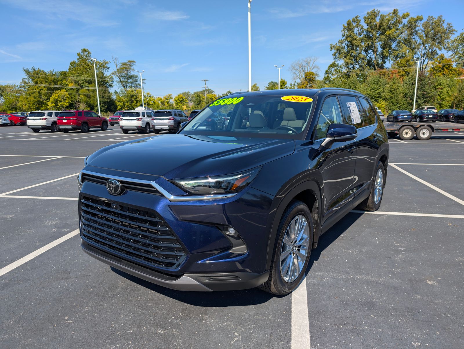 2025 Toyota Grand Highlander Platinum photo 2