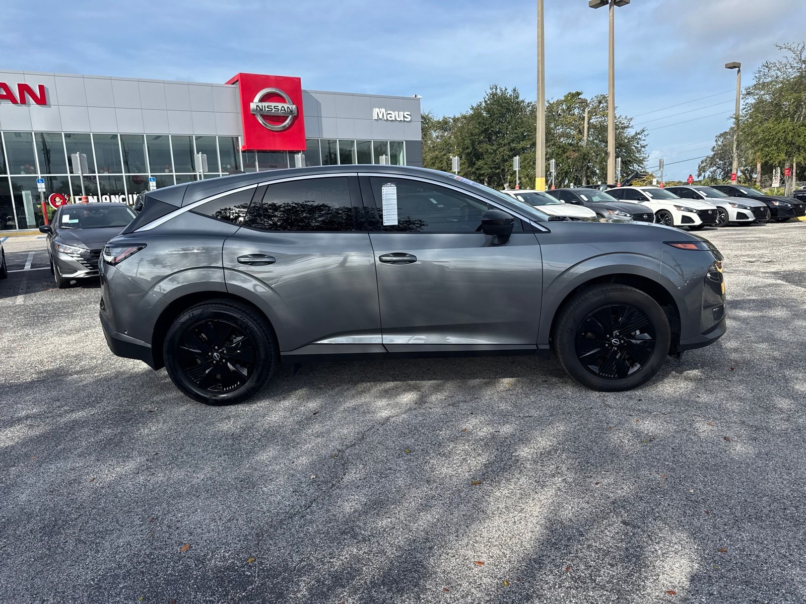 2025 Nissan Murano SV photo 4