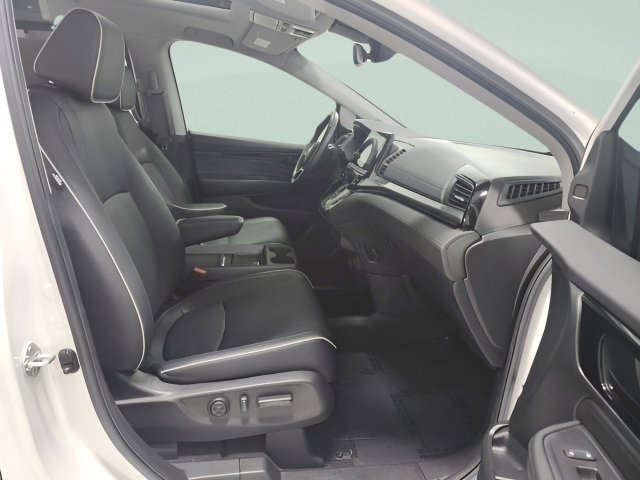 2024 Honda Odyssey Elite photo 18