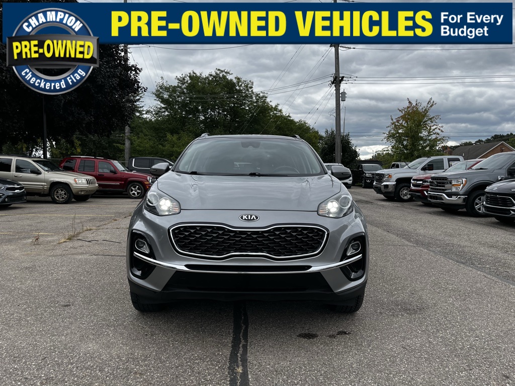 2022 Kia Sportage EX photo 2