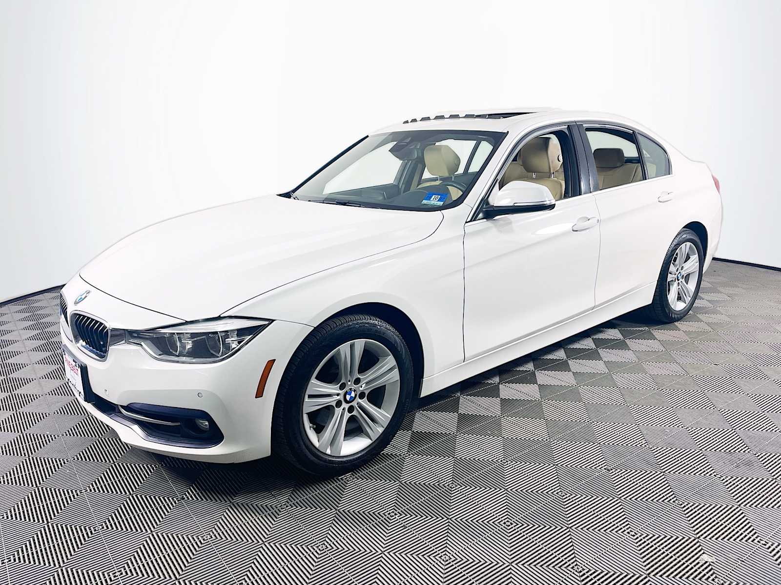 2018 BMW 3 Series 330i
