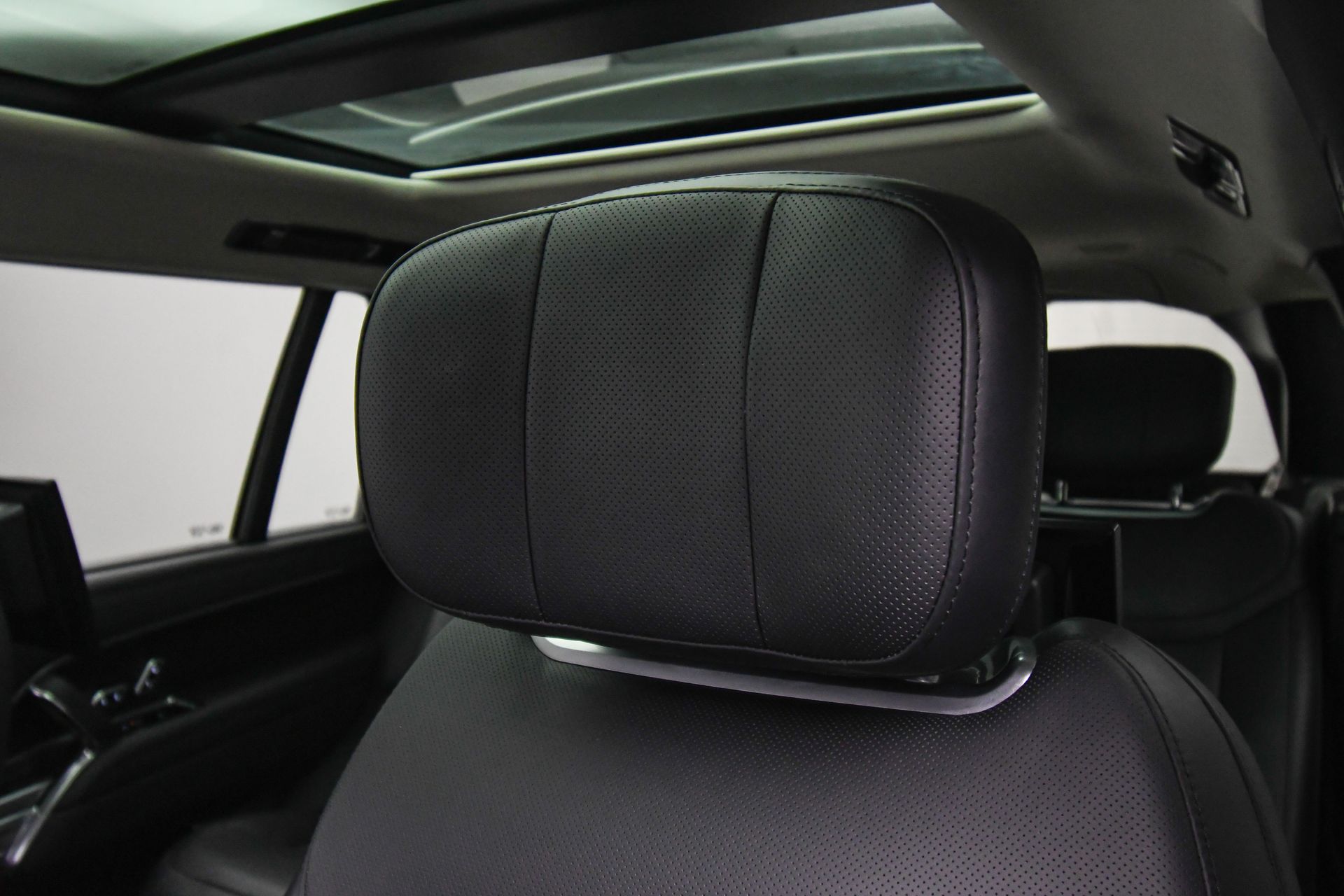 2022 Land Rover Range Rover First Edition photo 48