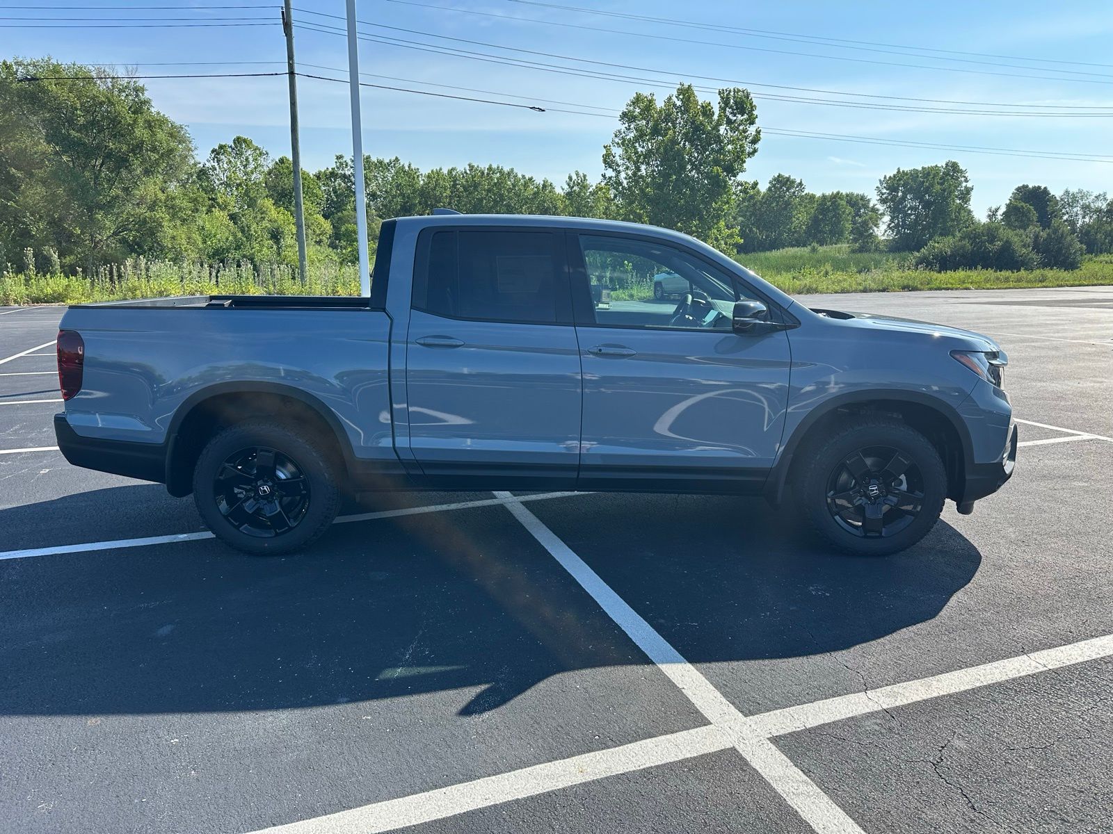 2025 Honda Ridgeline Black Edition photo 6