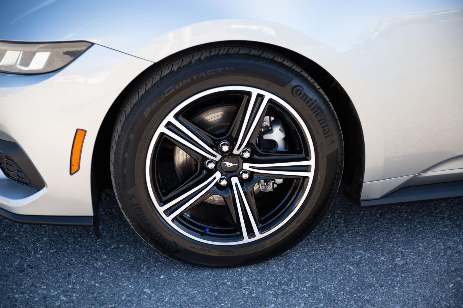 2024 Ford Mustang EcoBoost Premium photo 8