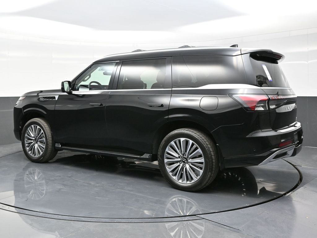 2025 Infiniti QX80 Luxe photo 2