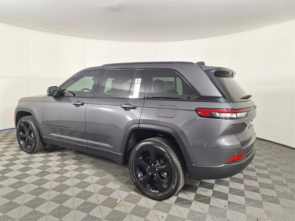 2025 Jeep Grand Cherokee Altitude X photo 4