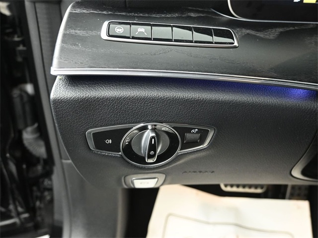 2020 MERCEDES-BENZ E-CLASS - Image 11