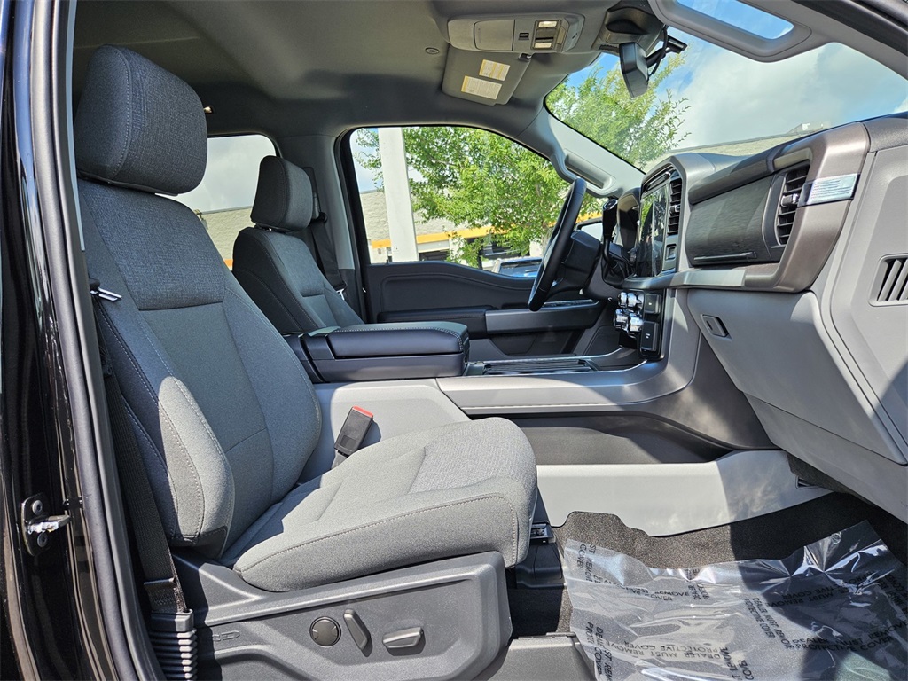 2025 Ford F-150 XLT photo 29