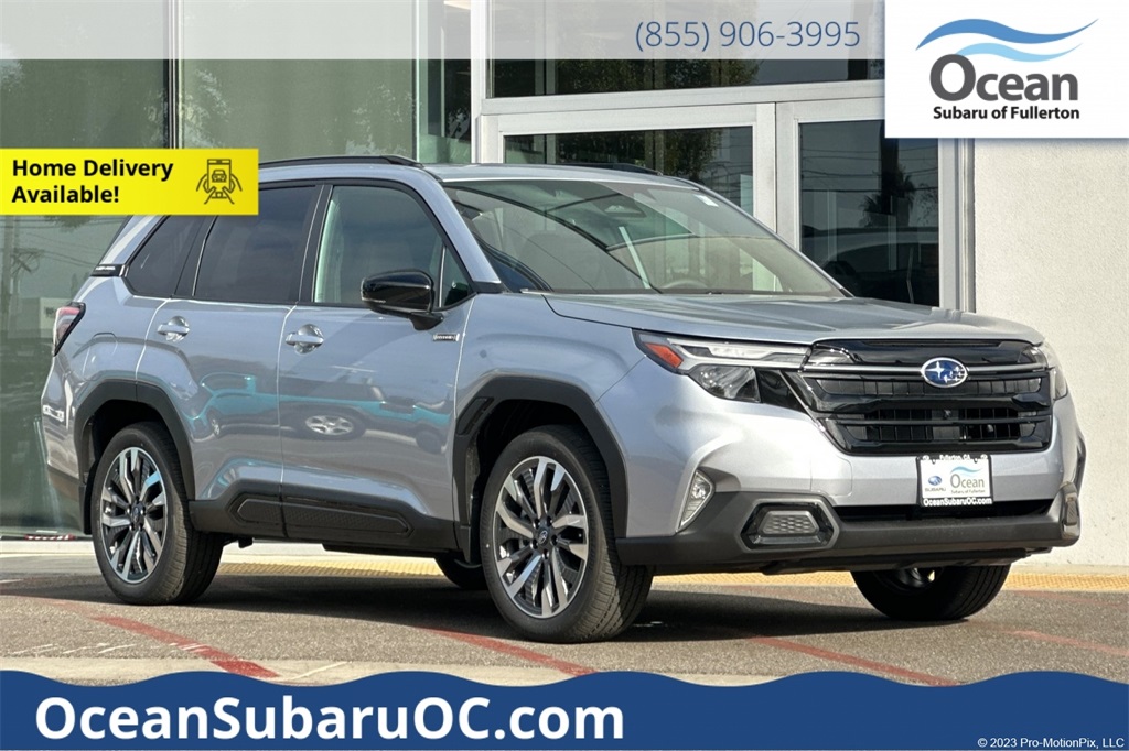 2025 Subaru Forester Touring's photo