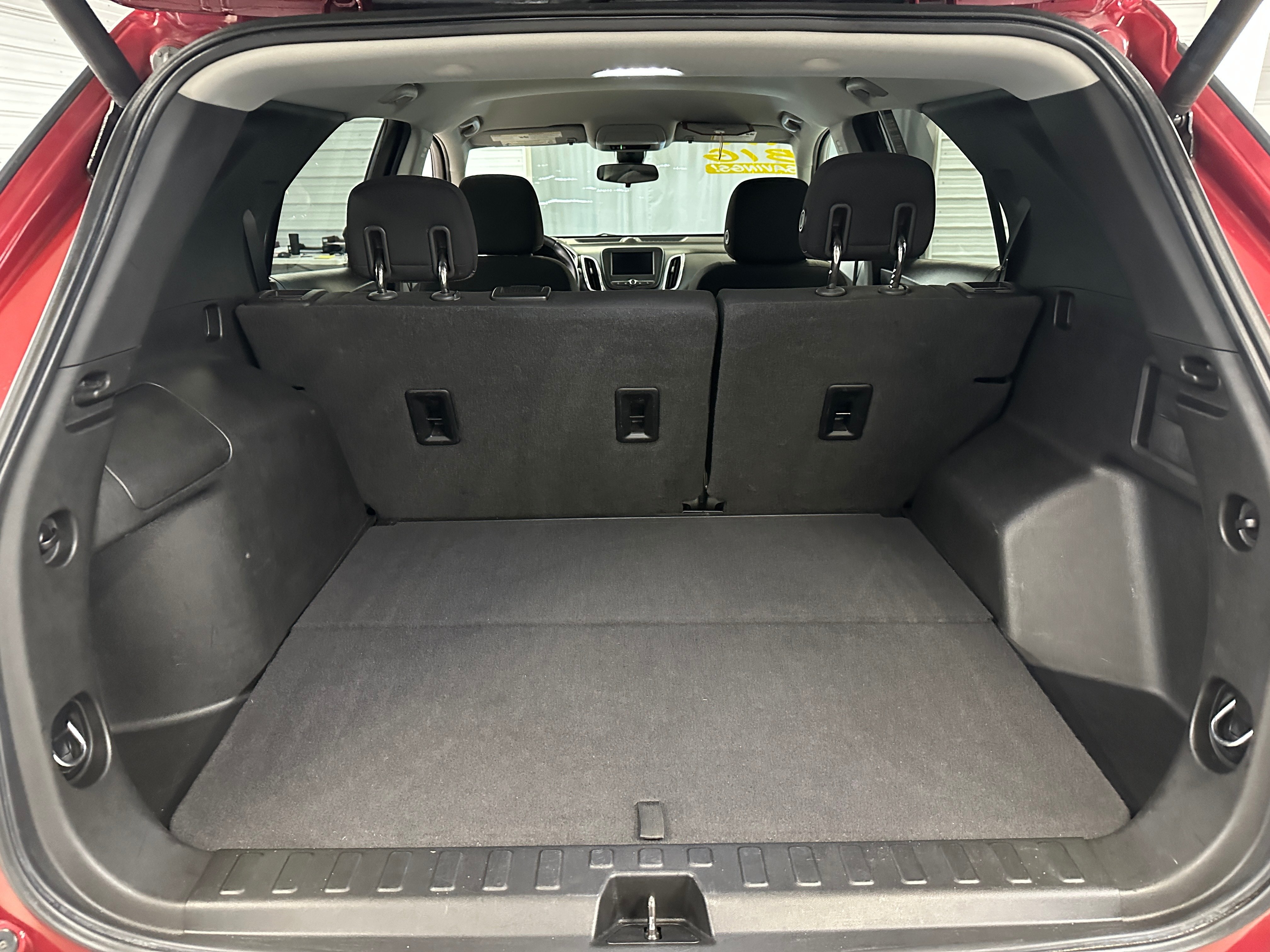 2020 Chevrolet Equinox LT photo 10