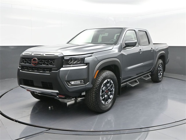 2026 Nissan Frontier PRO-4X's photo