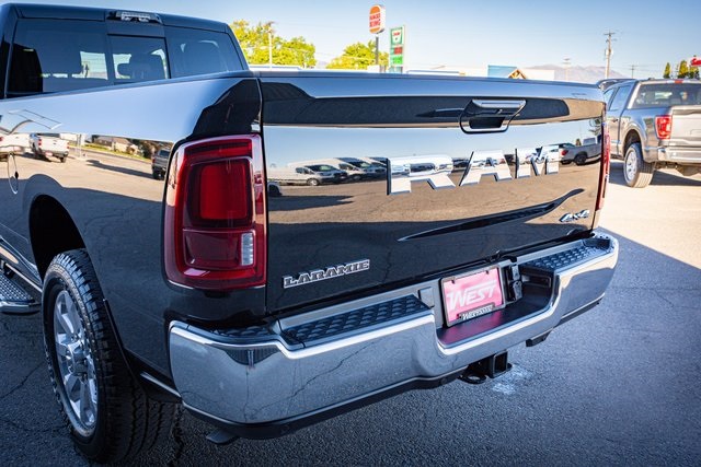 2026 Ram 3500 Laramie photo 9