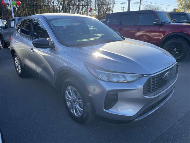 2023 Ford Escape Active's photo