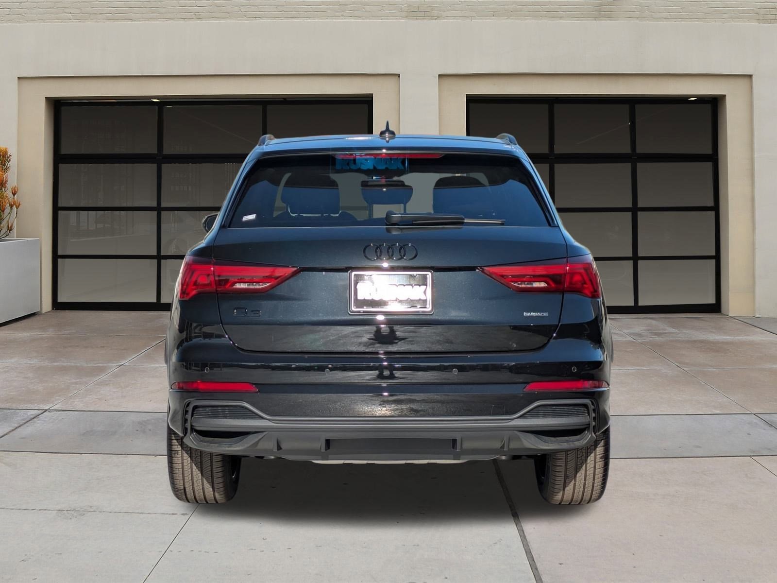 2025 Audi Q3 Premium Plus S line photo 4