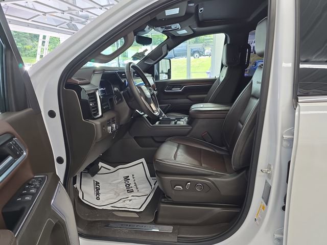 2024 Gmc Sierra 3500 HD Denali photo 13