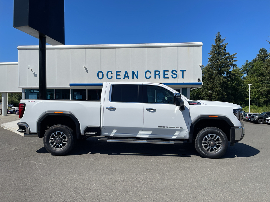 2025 GMC Sierra 3500HD SLT's photo