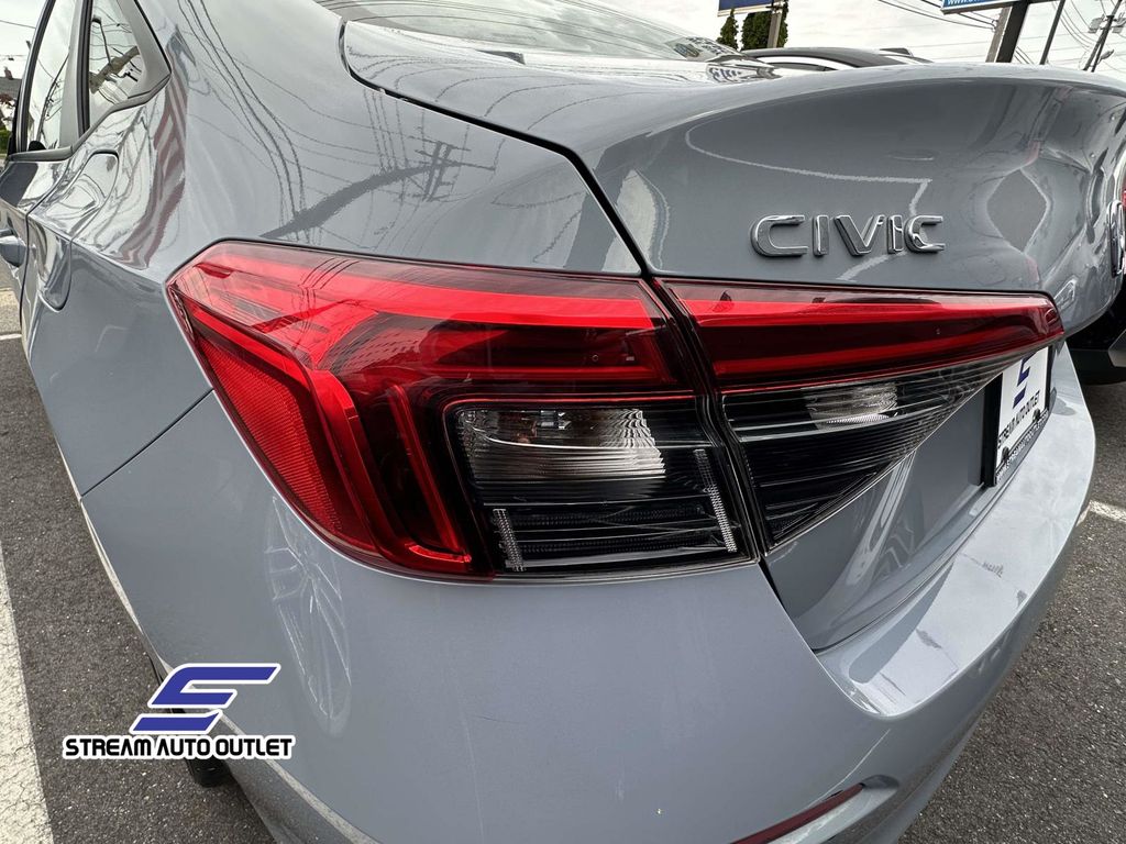 2022 Honda Civic Sport photo 8