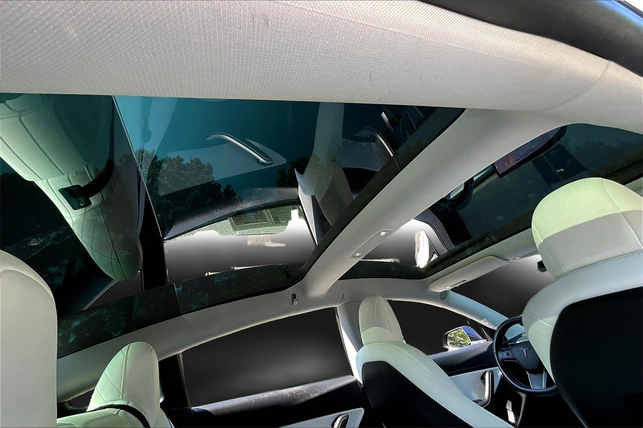 2020 Tesla Model 3 Long Range photo 14