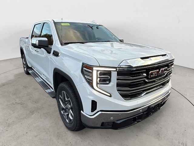 2026 GMC Sierra 1500 SLT's photo