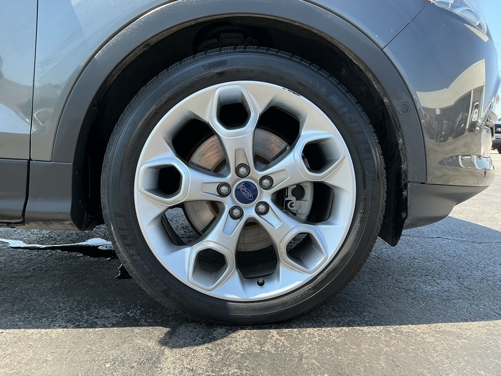 2015 Ford Escape Titanium photo 23