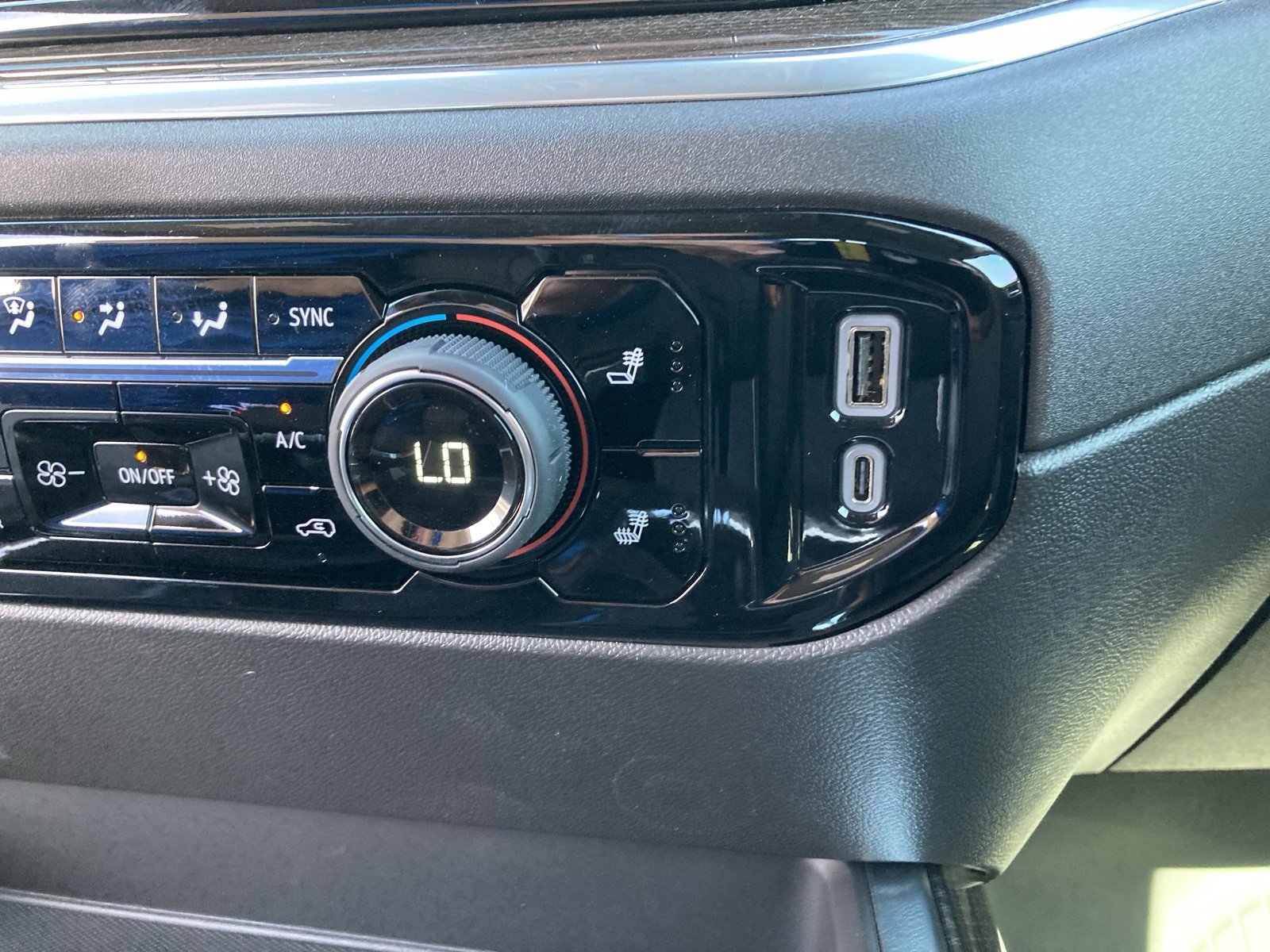 2025 Chevrolet Silverado 1500 LT Trail Boss photo 31