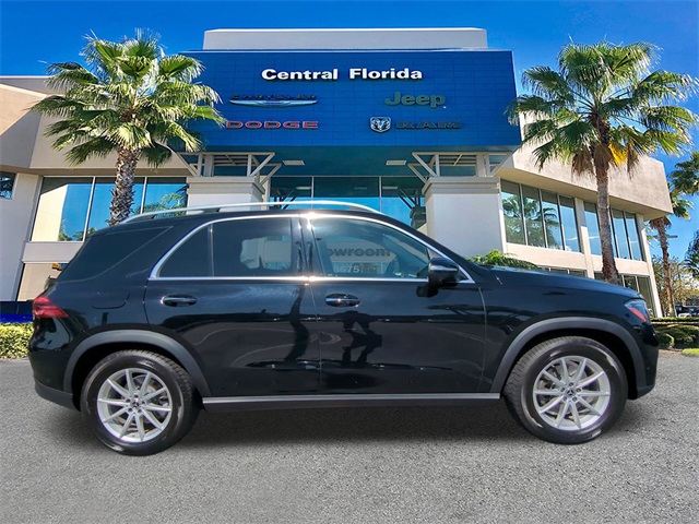 2024 Mercedes Benz GLE 350 4MATIC photo 2