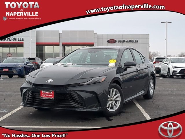 2026 Toyota Camry LE's photo