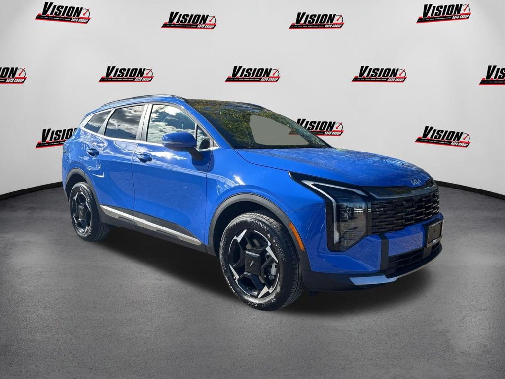 2026 Kia Sportage EX photo 3