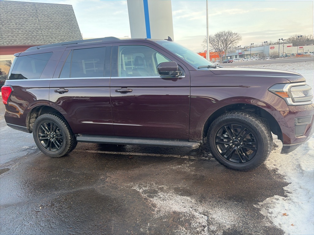 Certified 2024 Ford Expedition XLT with VIN 1FMJU1J82REA94400 for sale in White Bear Lake, Minnesota