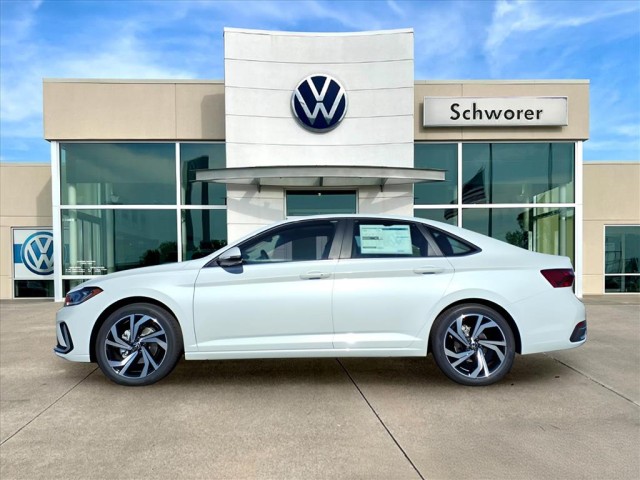 2026 Volkswagen Jetta SEL's photo