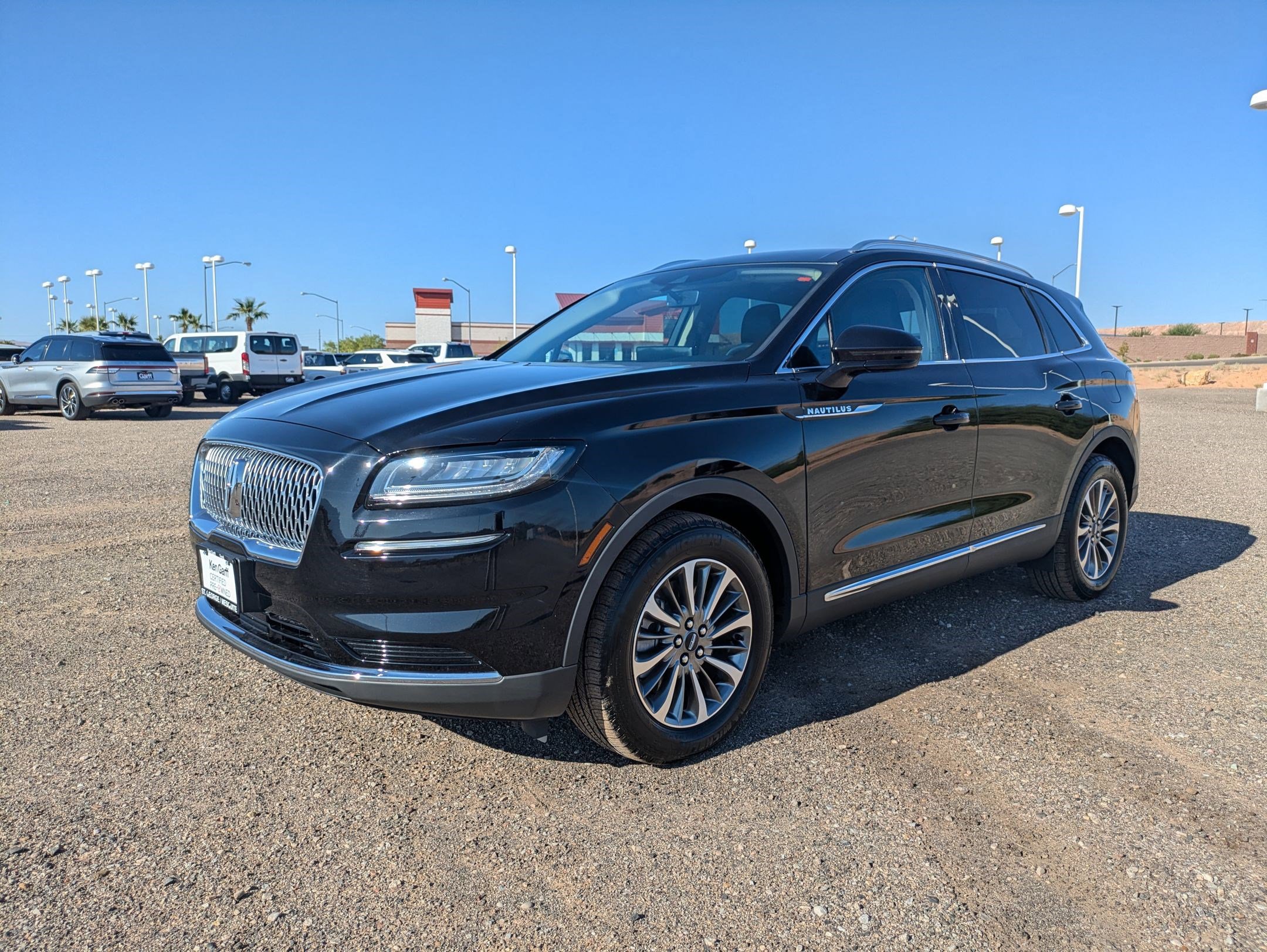 2023 Lincoln Nautilus Standard photo 7