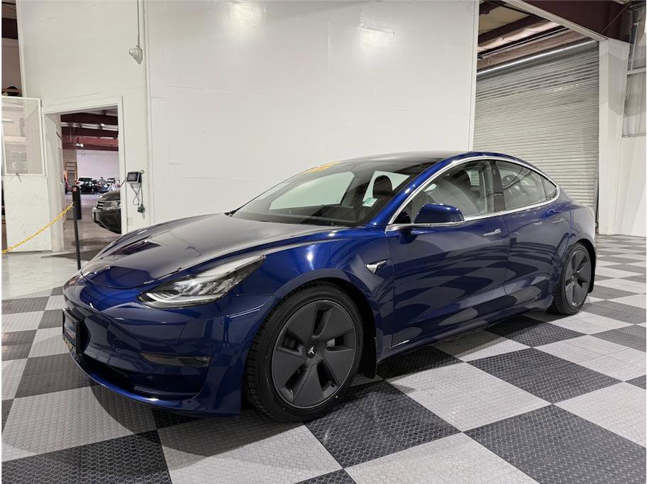 2018 Tesla Model 3 Long Range photo 9
