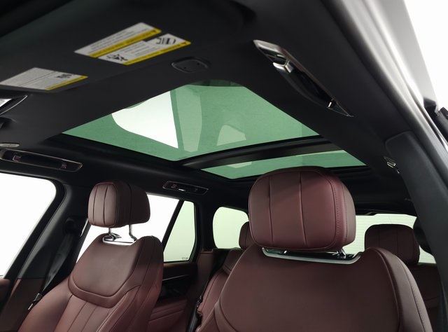 2025 LAND ROVER RANGE ROVER - Image 18