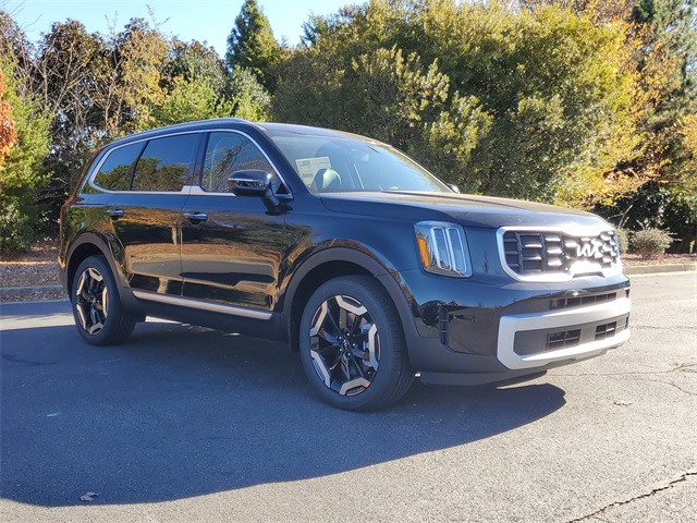 2025 Kia Telluride S photo 3