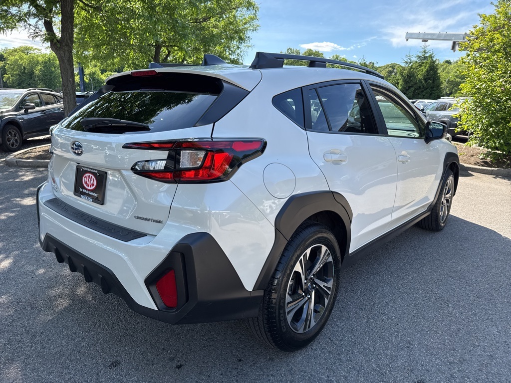 2024 Subaru Crosstrek Premium photo 8