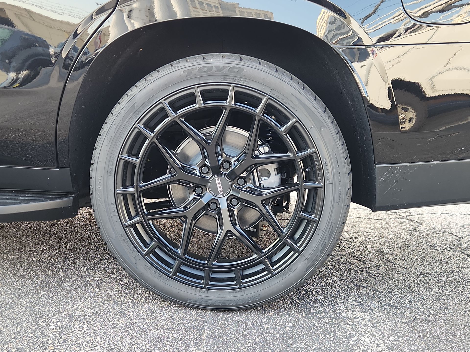 2025 Chevrolet Tahoe RST photo 33