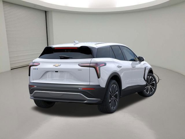 2026 Chevrolet Blazer EV photo 3