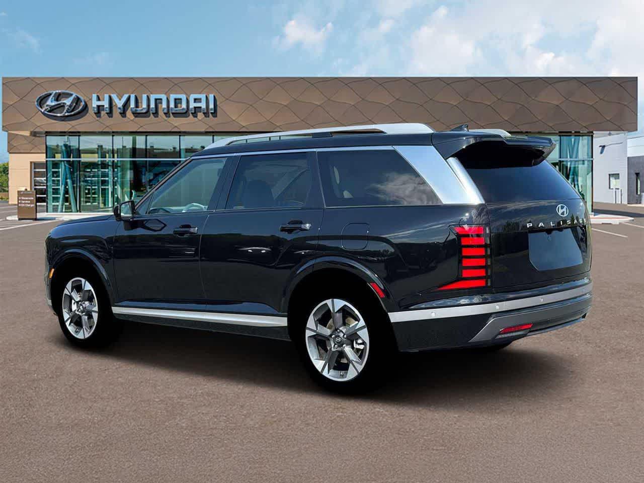 2026 Hyundai Palisade Limited photo 2