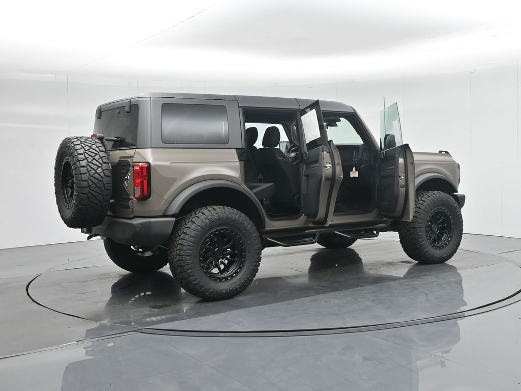 2025 Ford Bronco Big Bend photo 4