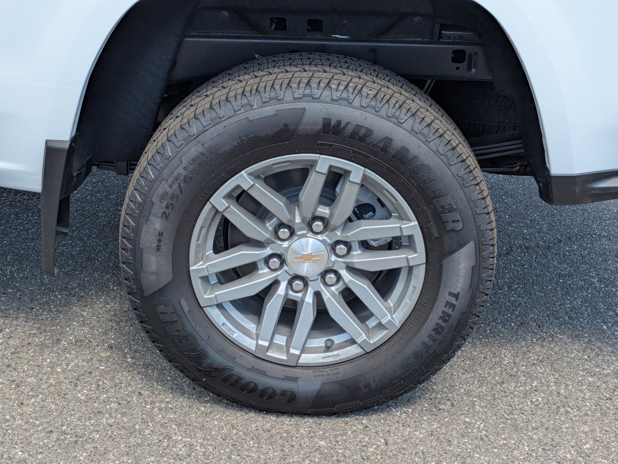 2025 Chevrolet Colorado Work Truck LT photo 9