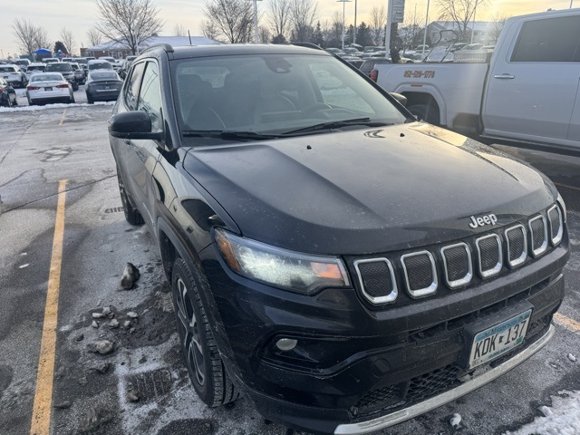 2022 Jeep Compass Limited's photo