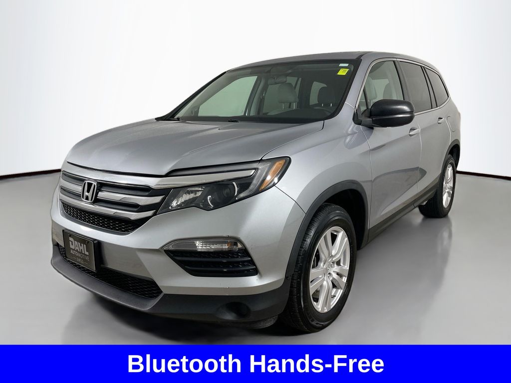 2018 Honda Pilot LX photo 3